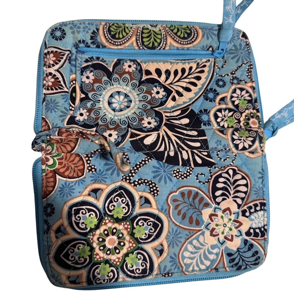 Vera Bradley Zip Around Wristlet/Wallet Bali Blue Retired Pattern Large Slim GUC - Picture 6 of 12